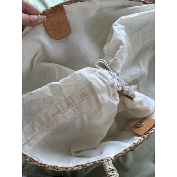 Simply Sisters Hilo Hawaii Straw Basket Canvas Drawstring Lining Tote Bag - Picture 6 of 6